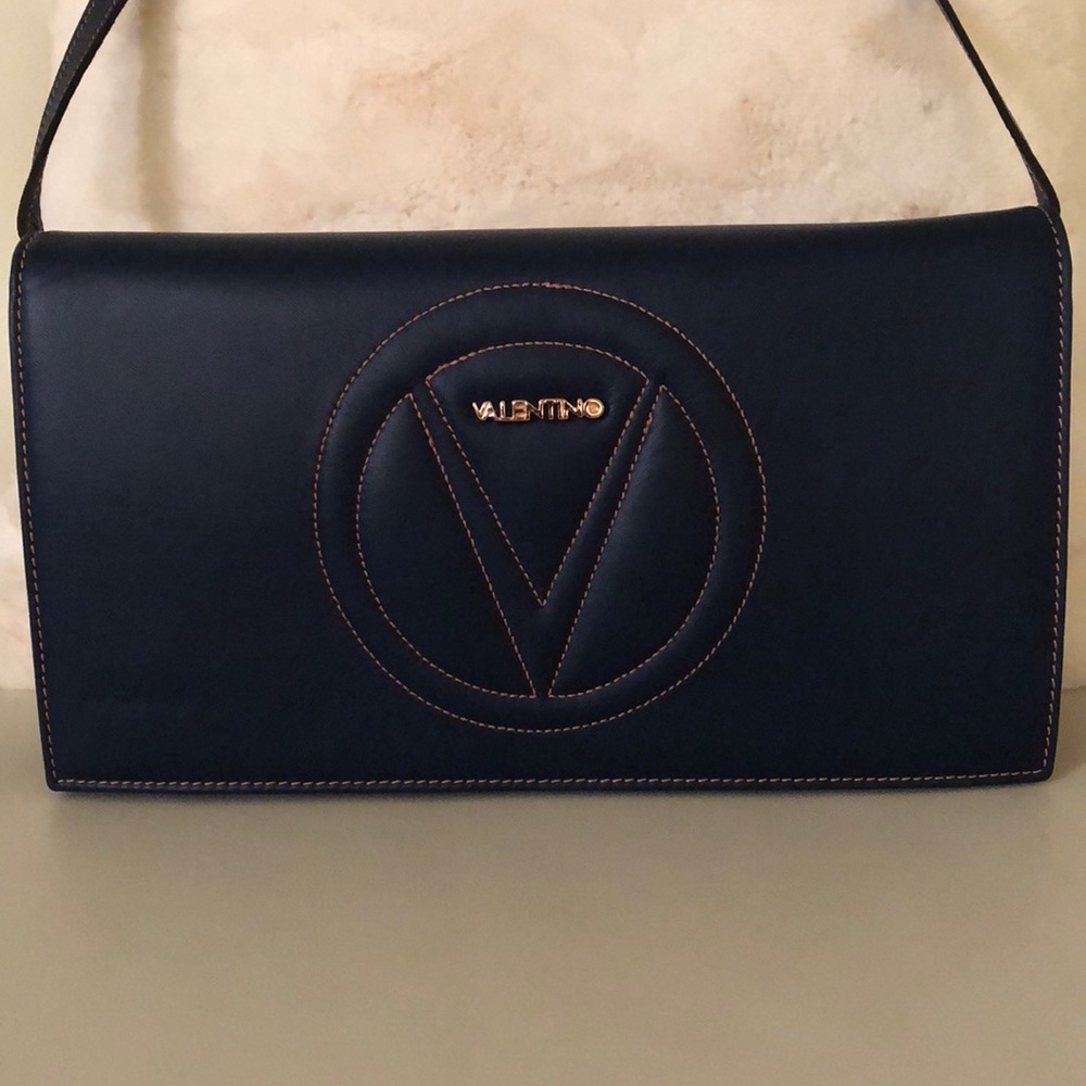 ELEGANT VALENTINO BAG (by Mario Valentino)